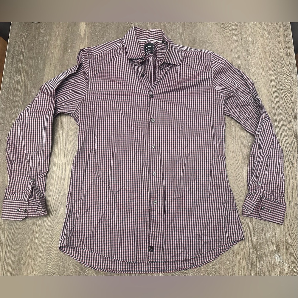 NWOT STRELLSON MAROON AND NAVY PLAID BUTTON DOWN SLIM FIT - Size 42 SKU:580